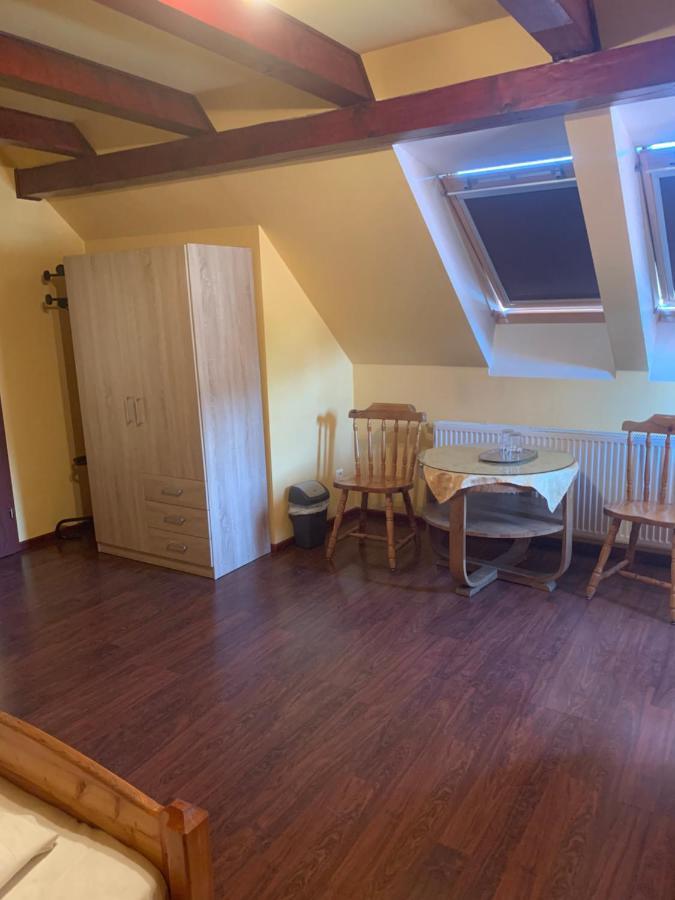 Casa Lenke Hotel Săcele Eksteriør billede