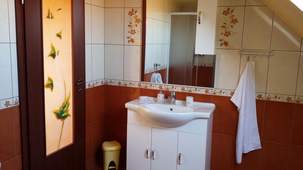 Casa Lenke Hotel Săcele Værelse billede