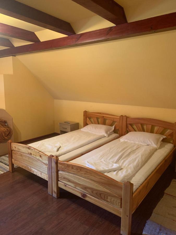 Casa Lenke Hotel Săcele Eksteriør billede