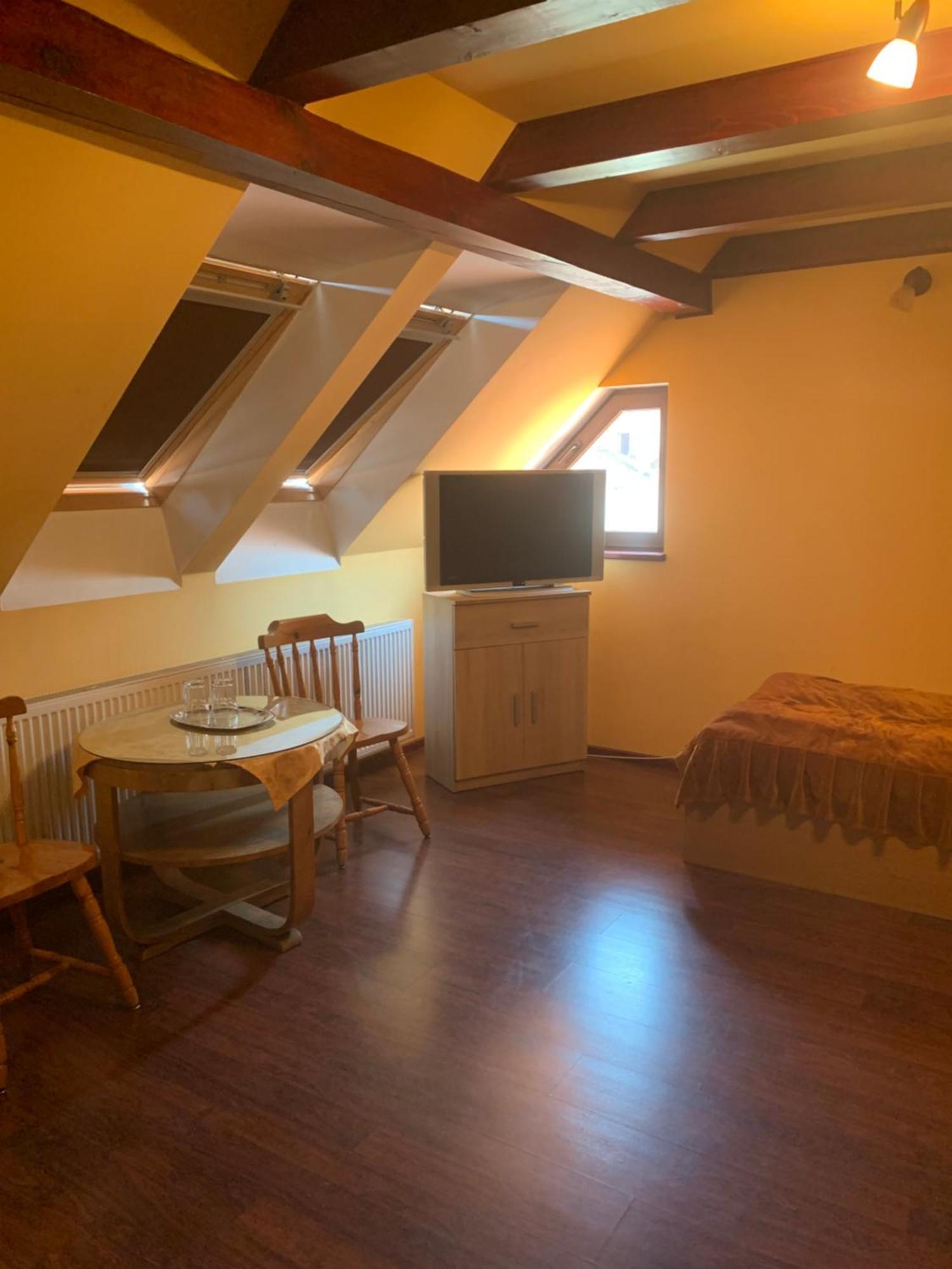 Casa Lenke Hotel Săcele Eksteriør billede